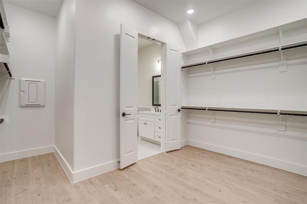 Ladera Tavolo Park - Residential