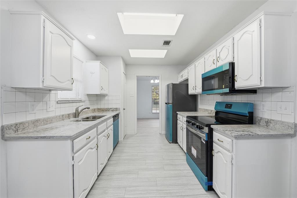 Lewisville Valley - Residential Lease