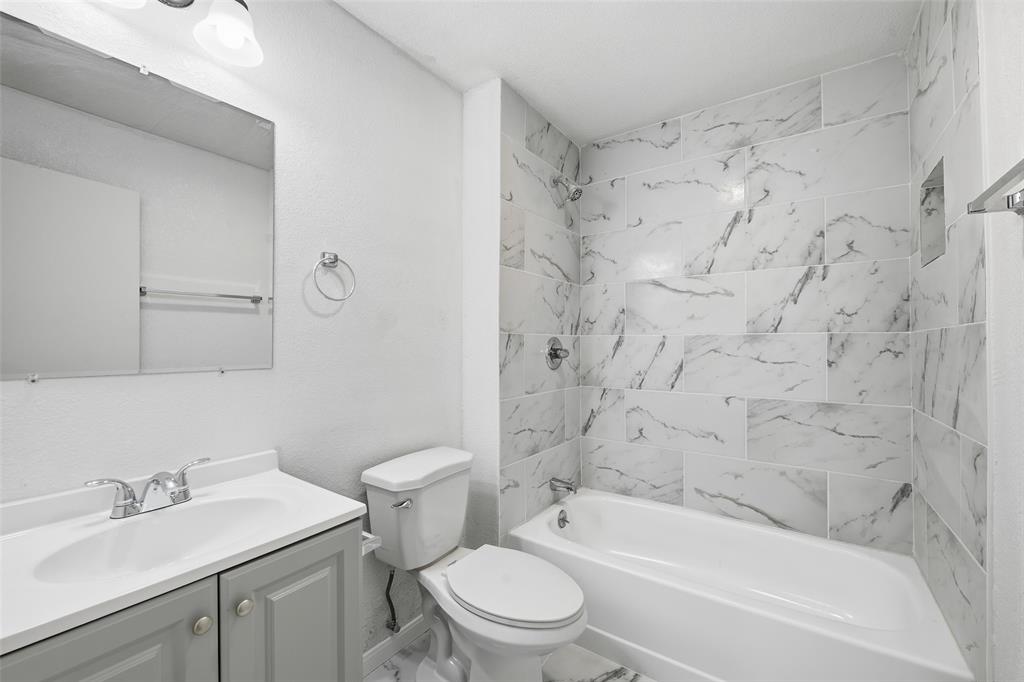 Lewisville Valley - Residential Lease