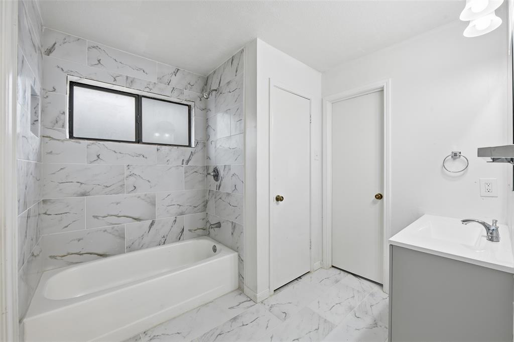 Lewisville Valley - Residential Lease