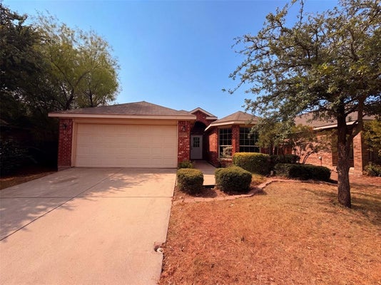 2011 ALLYSON DR, HEARTLAND, TX 75126 - Image cd6a7c3ffcab09d9d1457357da287c09/1000777038