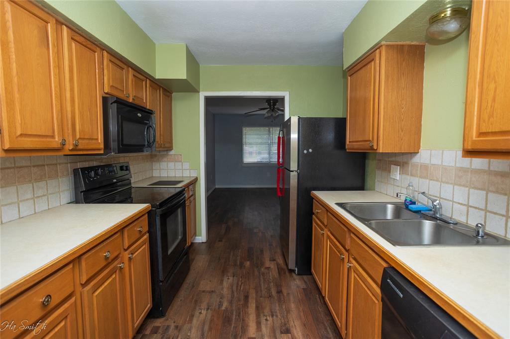 1814 Gravley Drive