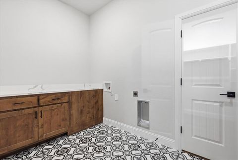 Tiny photo for 120 Grace View Road, Weatherford, TX 76088 (MLS # 21277601)