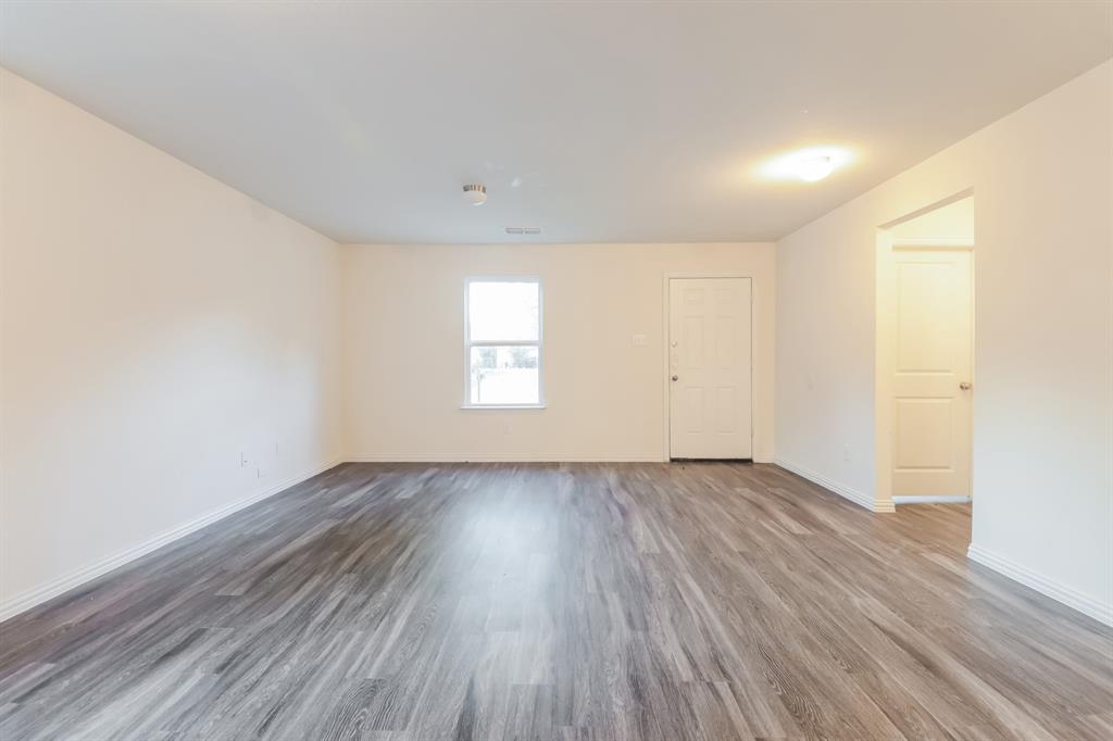 1123 Division Street