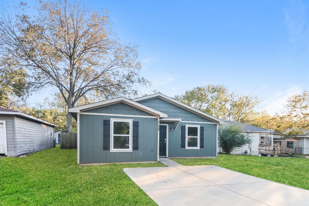 1123 Division Street