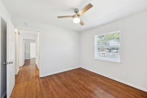 Tiny photo for 914 Royal Street, Forney, TX 75126 (MLS # 21100213)