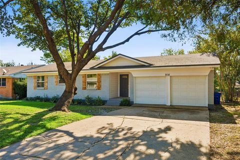 Tiny photo for 914 Royal Street, Forney, TX 75126 (MLS # 21100213)