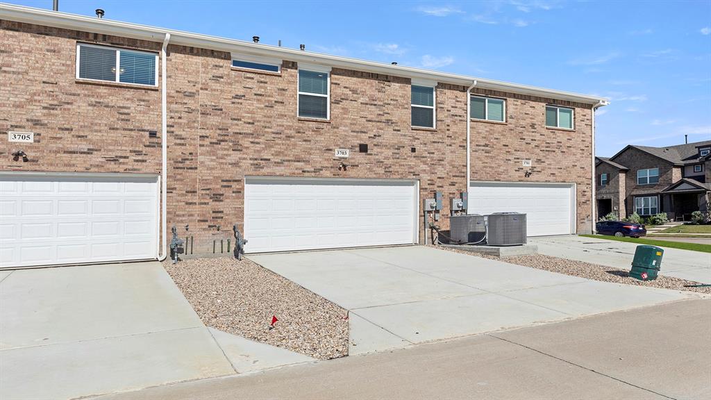 Heartland Townhomes - Residential