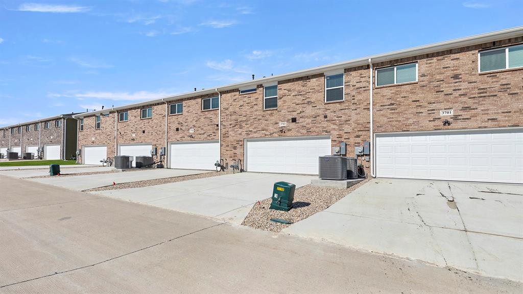 Heartland Townhomes - Residential