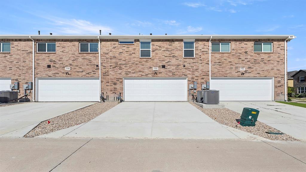 Heartland Townhomes - Residential