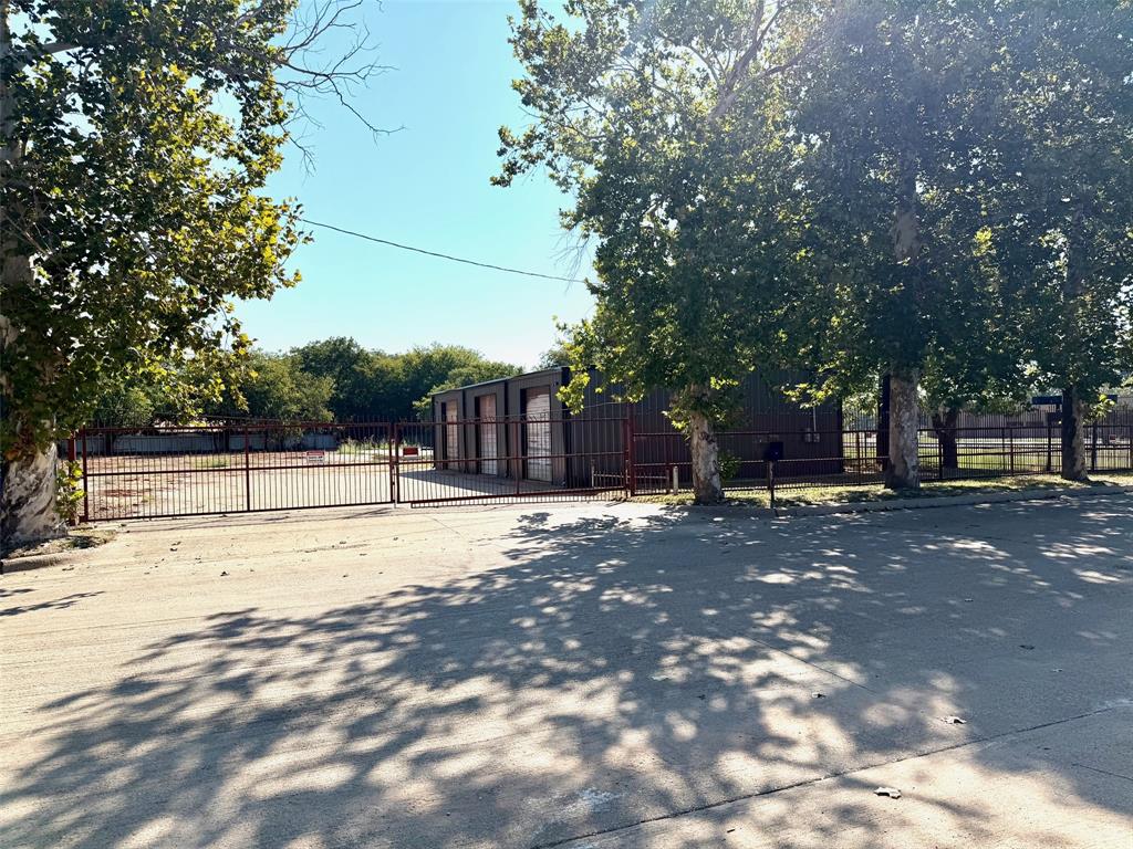 Barton - Commercial Sale