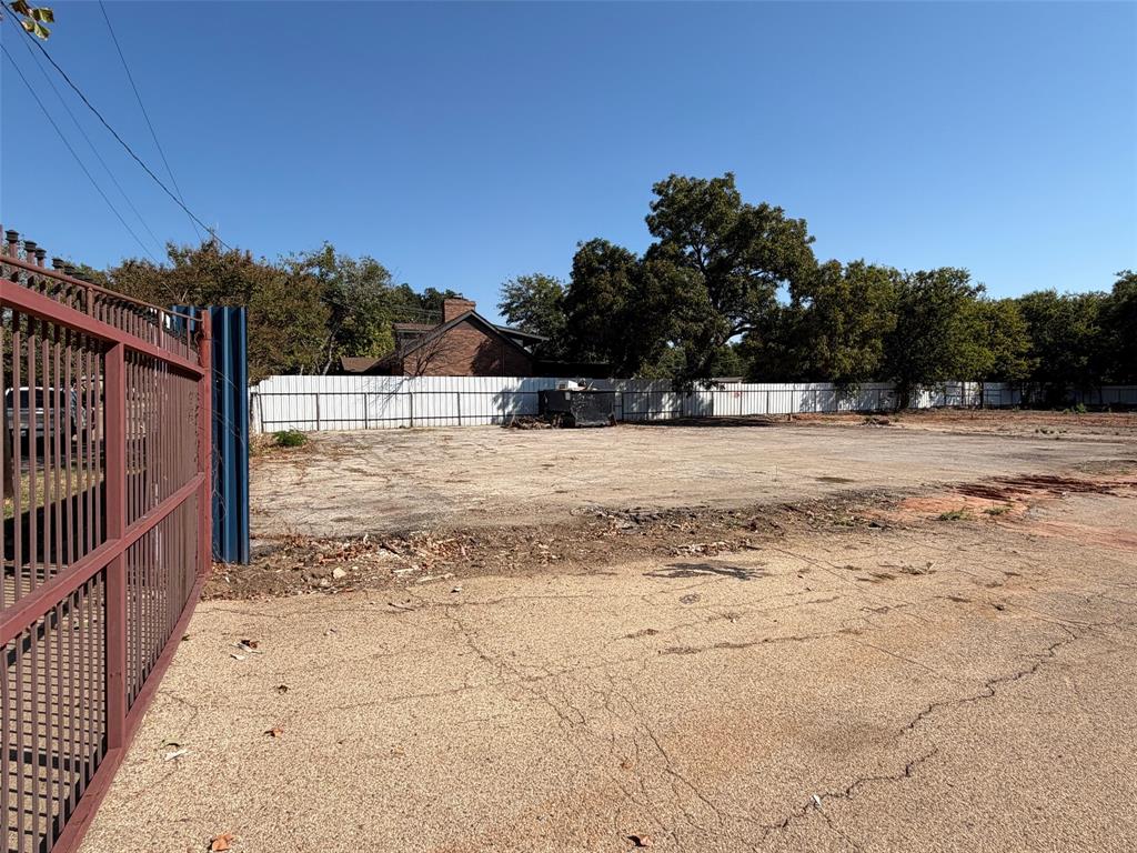 Barton - Commercial Sale