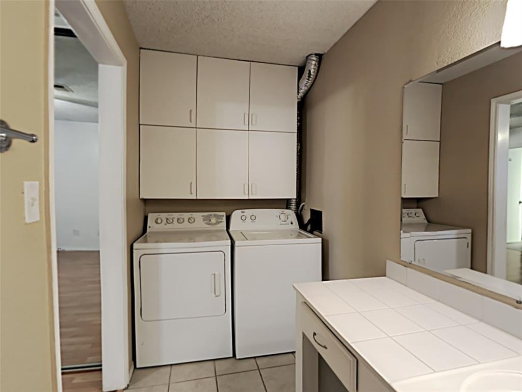 University Park Condo - Residential