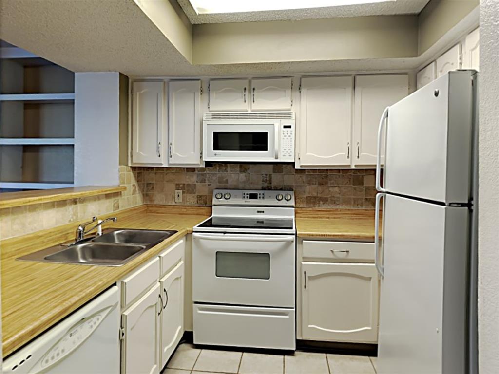 University Park Condo - Residential
