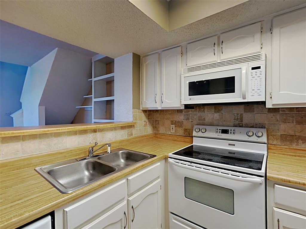 University Park Condo - Residential