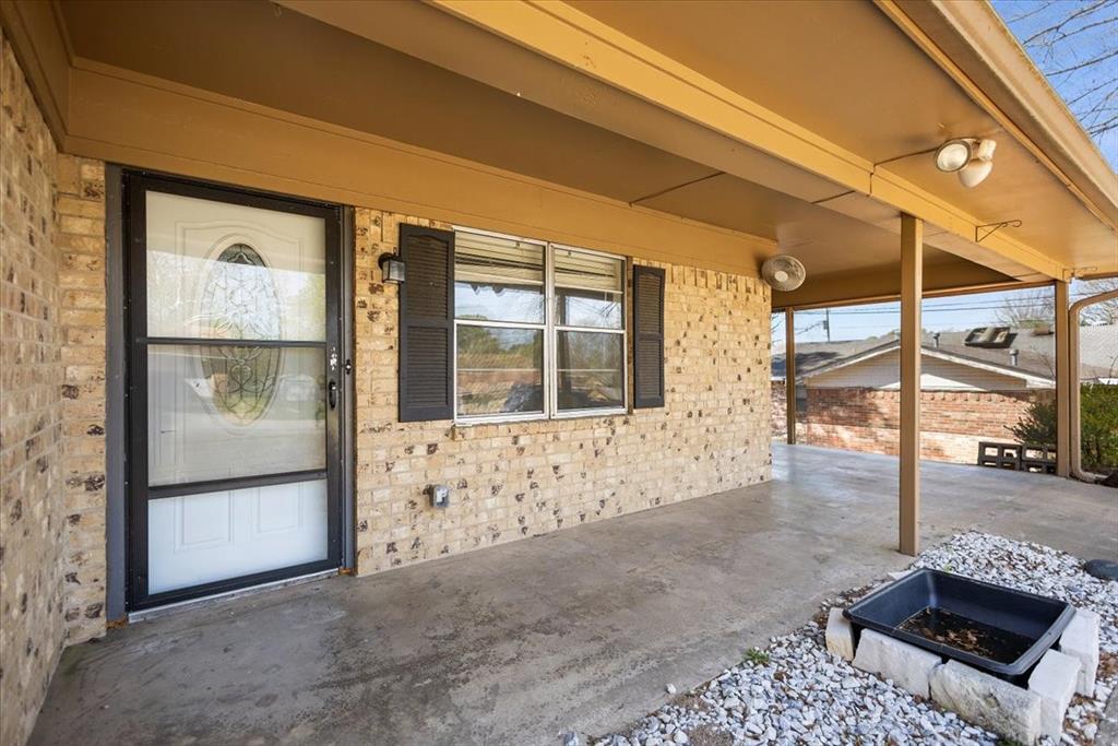 M FALVEL - Residential