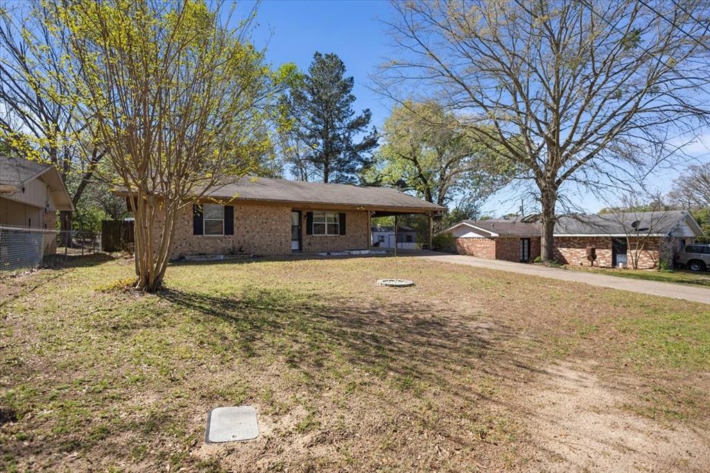 M FALVEL - Residential