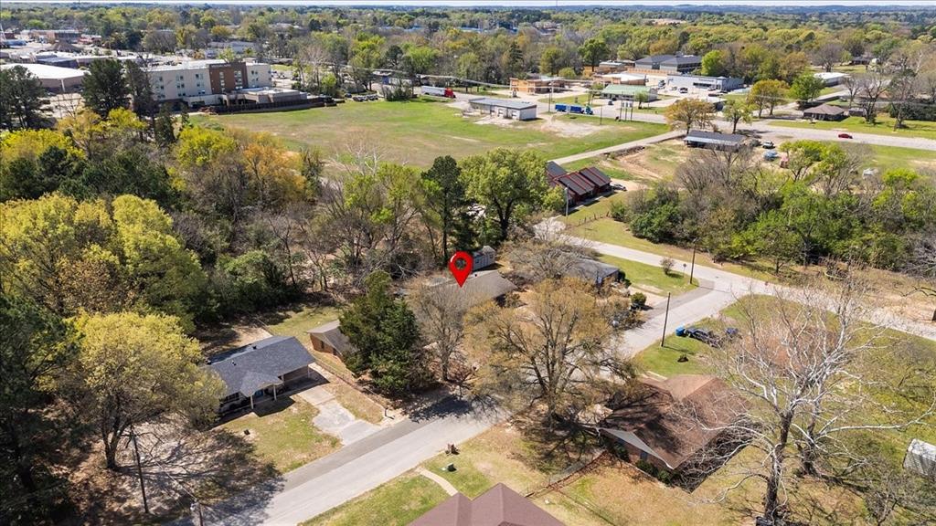 M FALVEL - Residential