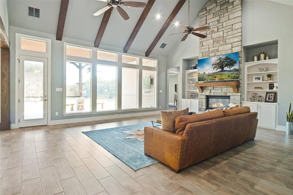 205 Pinnacle Peak Lane