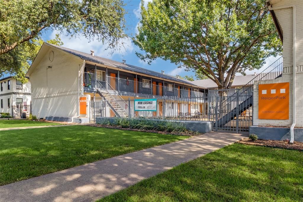 Photo of 4618 Reiger Avenue #104, Dallas, TX 75246 (MLS # 21236991)