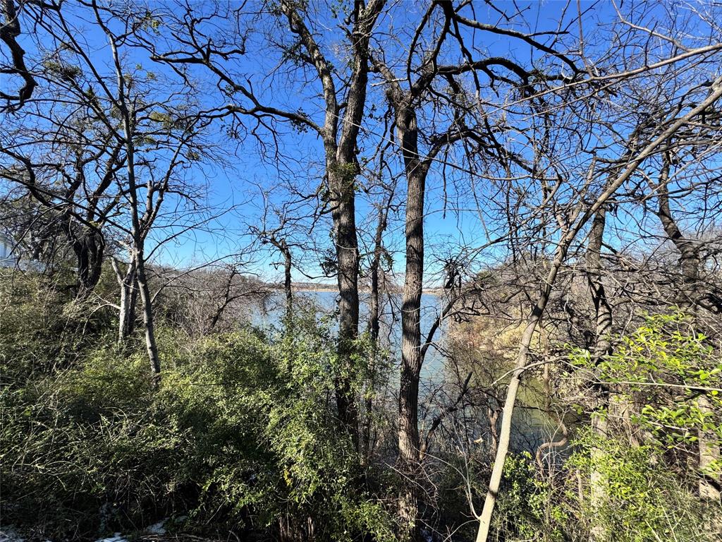 7008 Edgewater Trail