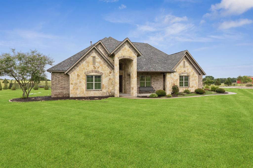 320 Tate Circle