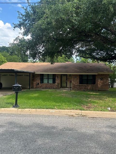 2410 Asbury Street Brownwood TX 76801
