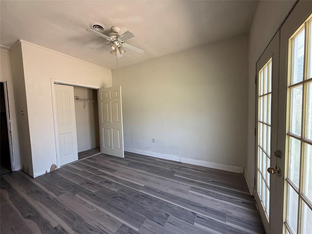 428 La Salle Drive