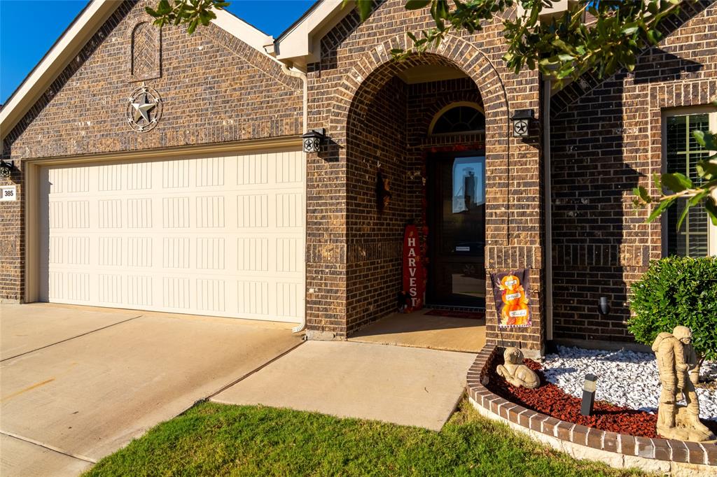 385 Coral Vine Lane