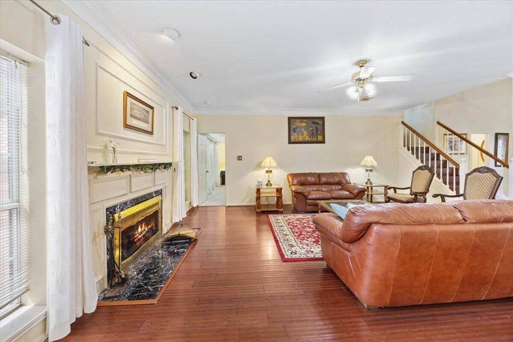2400 Silverthorne Court
