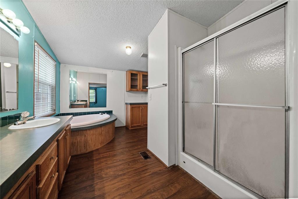 Hickory Hills I - Residential