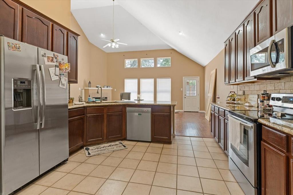 Fort Worth, Texas 76137, United States, 3 Bedrooms Bedrooms, ,3 BathroomsBathrooms,Residential,Active,161103