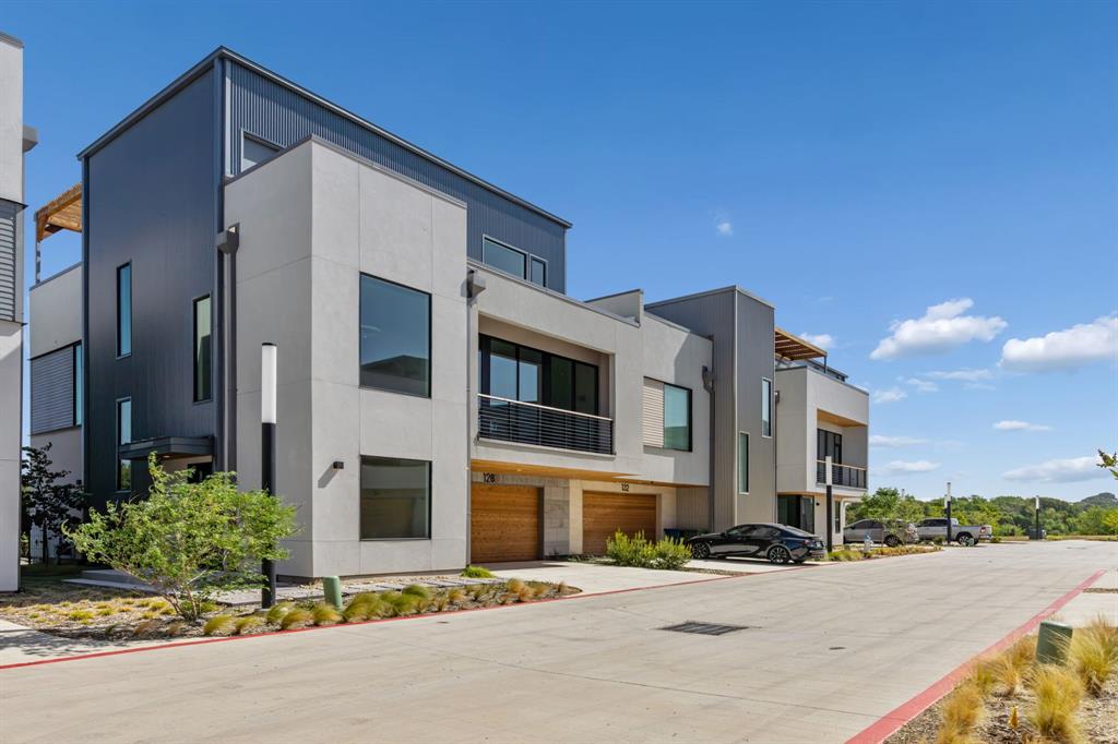 1111 Raiford Road 128