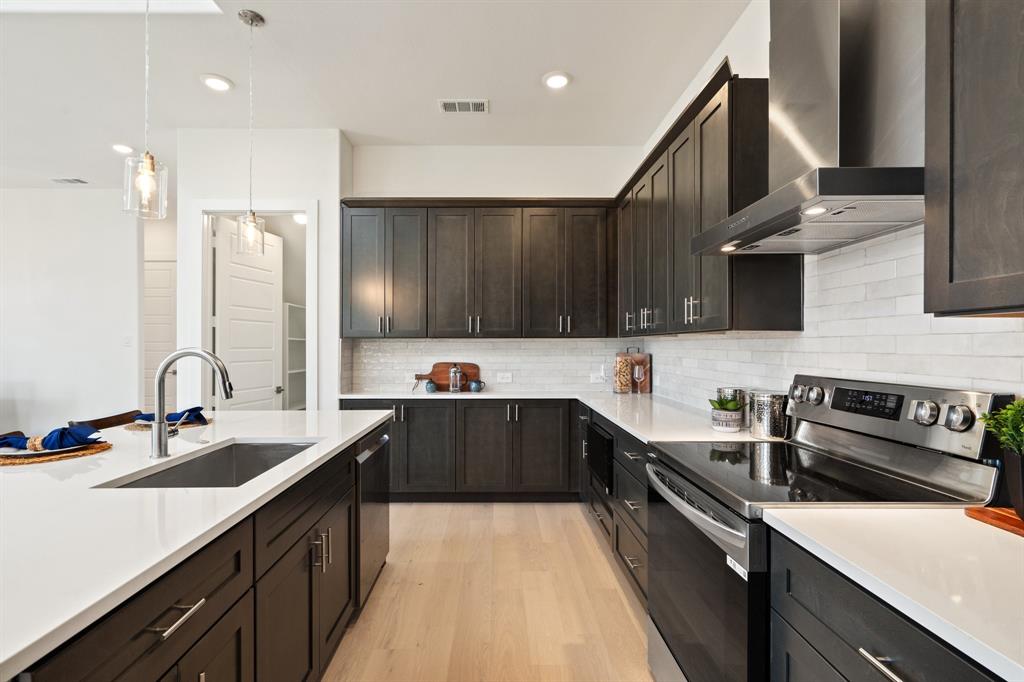 2142 Oak Haven Court