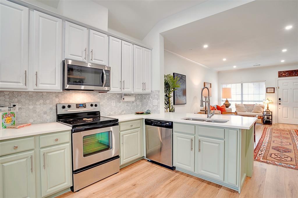 Villas In The Park Ph I - Residential