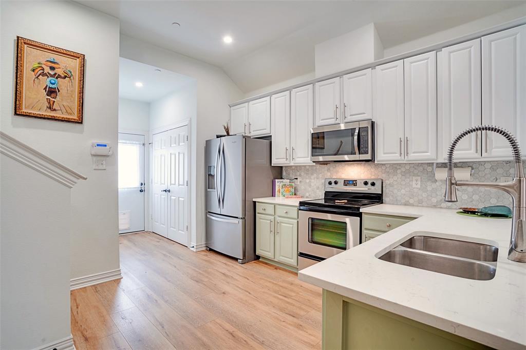 Villas In The Park Ph I - Residential