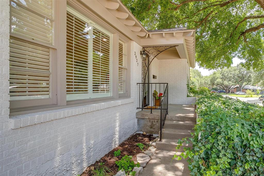 3937 Weyburn Drive