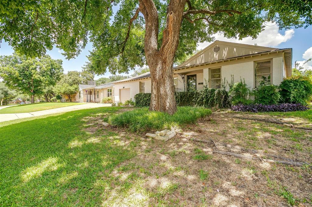 3937 Weyburn Drive