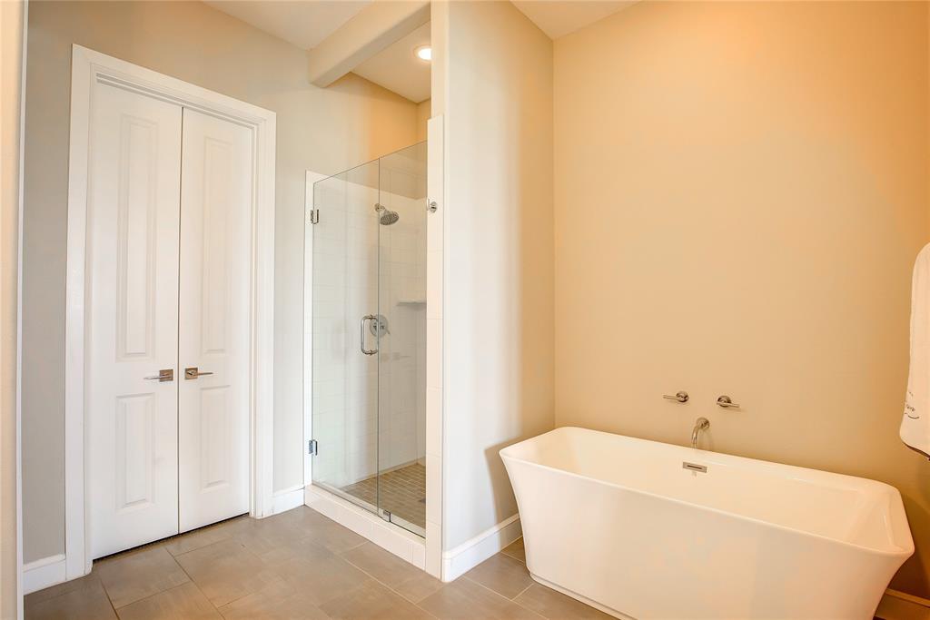 Meridian Square Condo Bldg 3 - Residential Lease