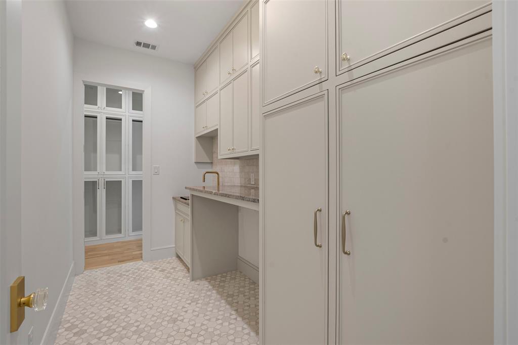 Inwood Road Estates - Residential