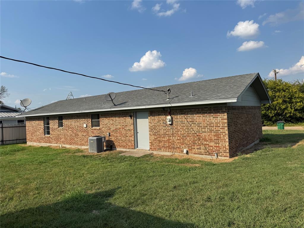 F Lundt - Residential