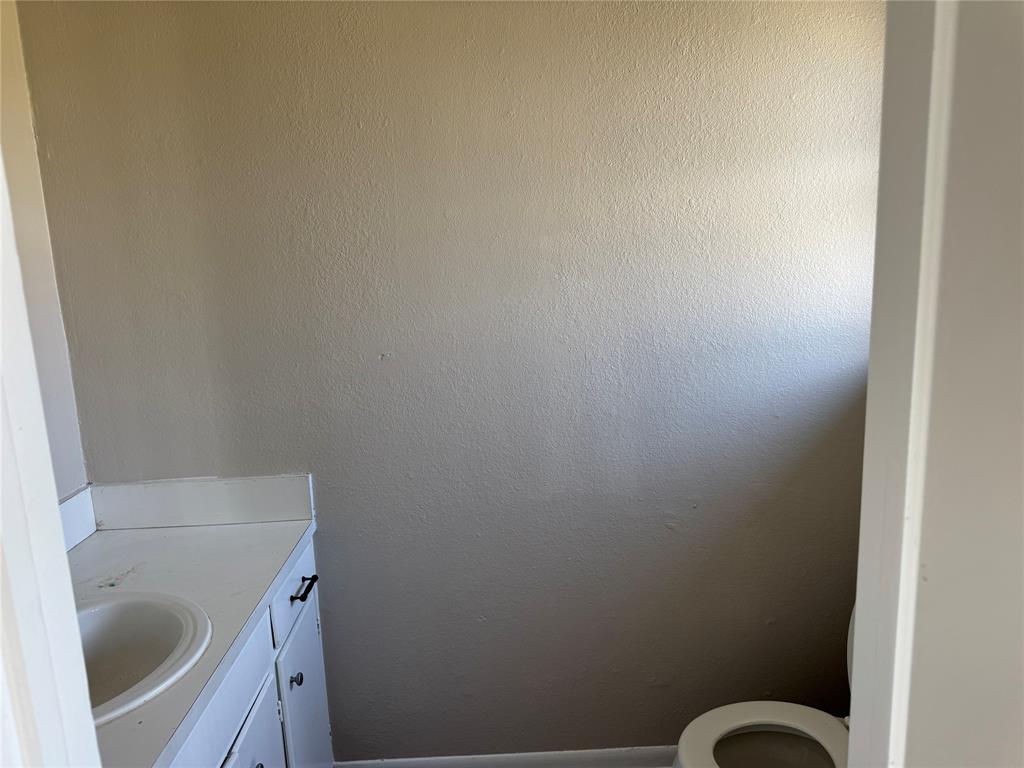 F Lundt - Residential