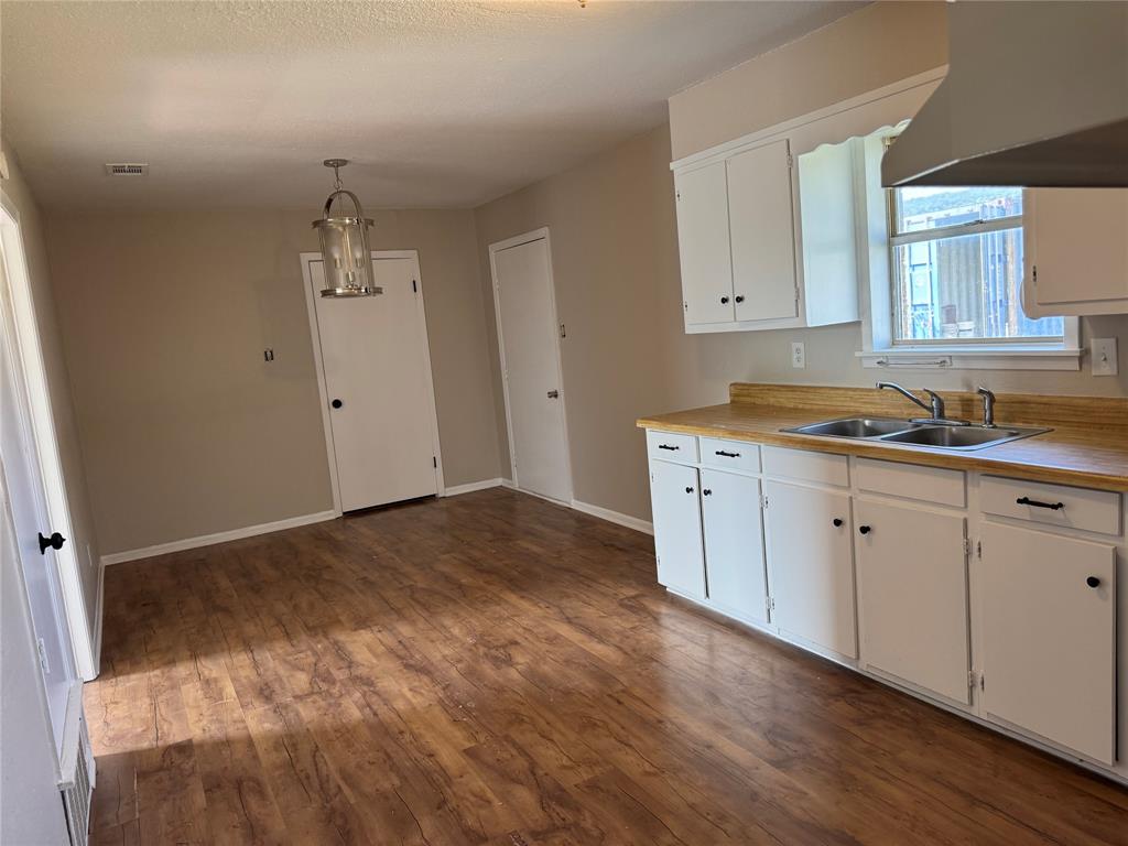 F Lundt - Residential