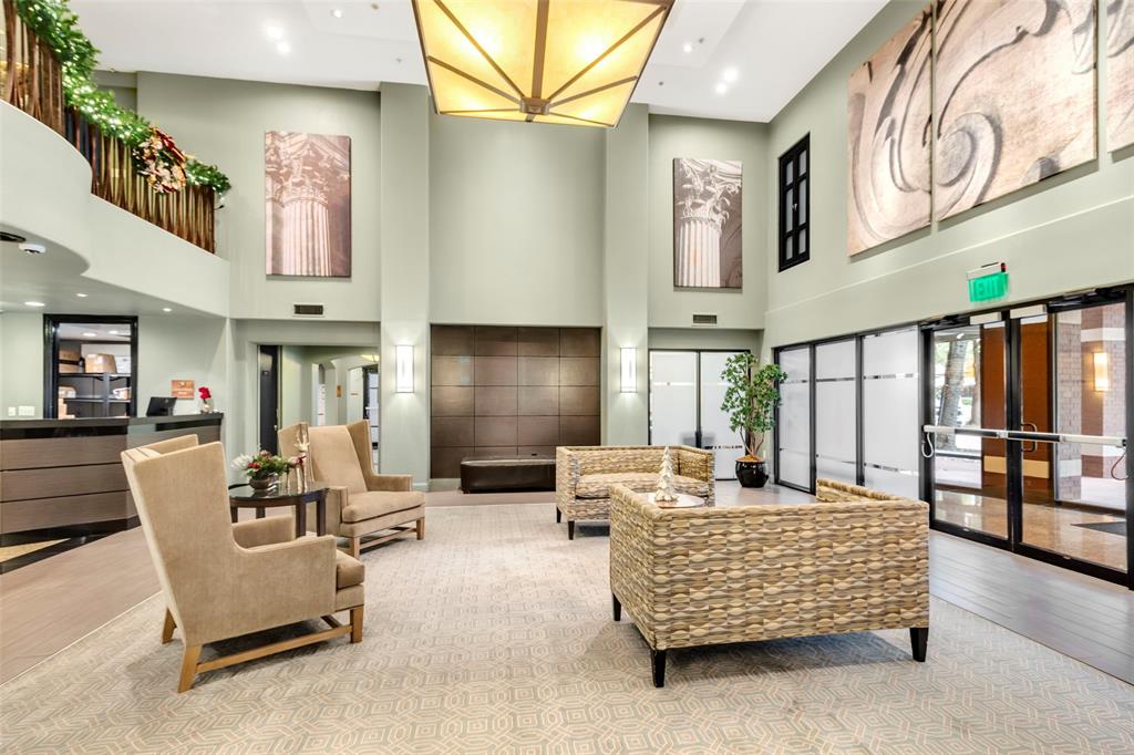 330 Las Colinas Boulevard E 422