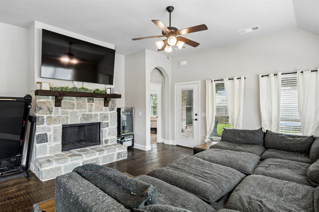 1510 Laurence Lane