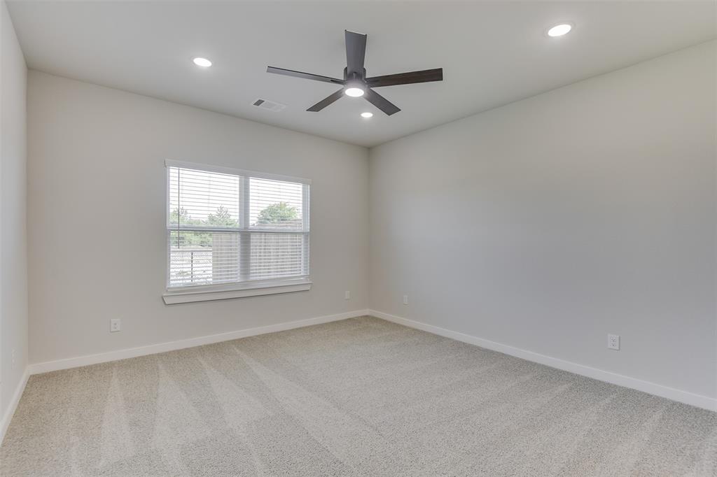 EDGEWOOD ESTS - Residential Lease