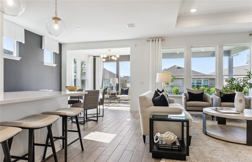 1256 Nicklaus Avenue