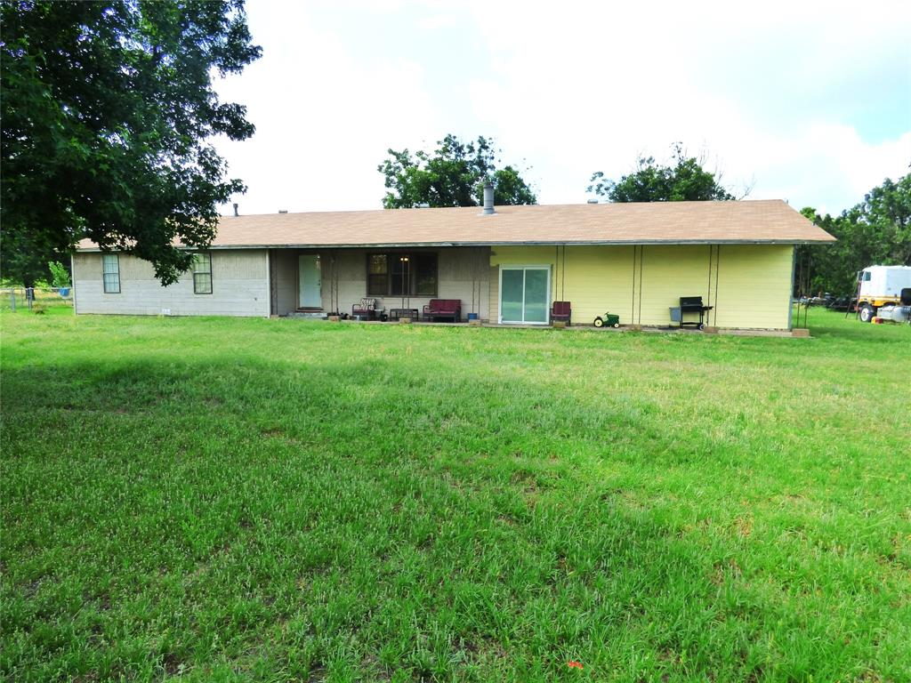 225 County Road 472