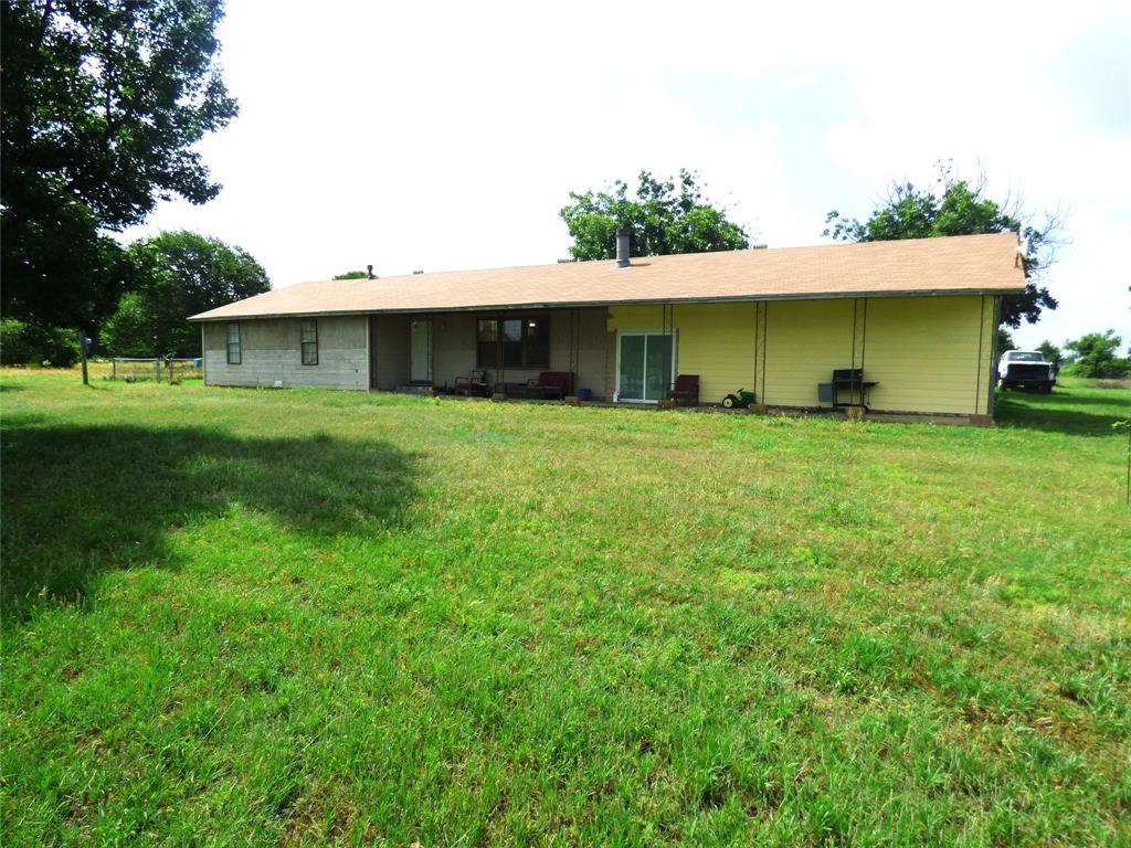 225 County Road 472