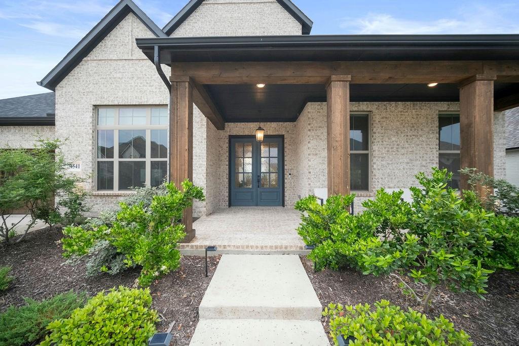 4541 Walnut Grove Lane